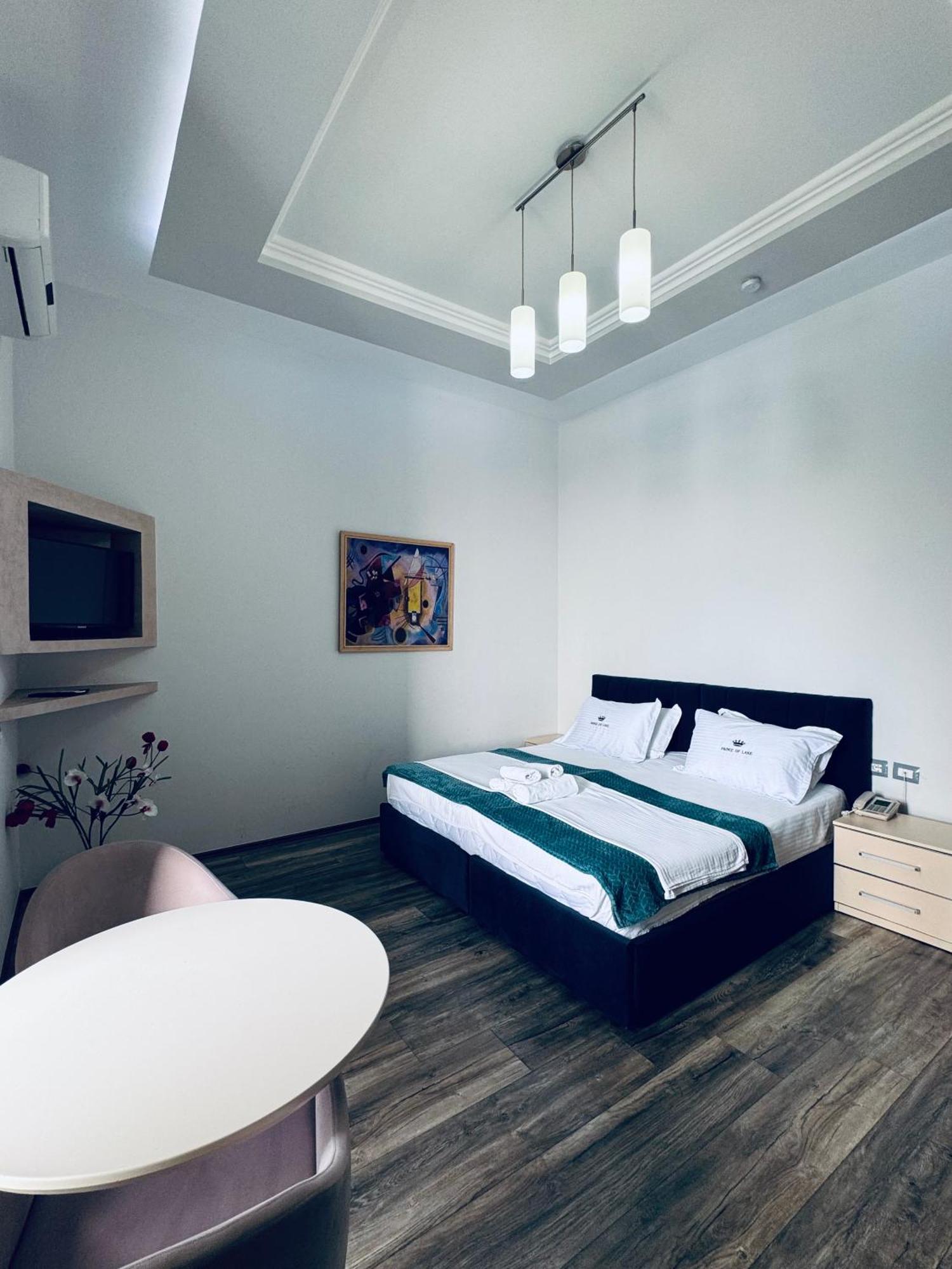 Prince Of Lake Hotel Canaj Екстер'єр фото